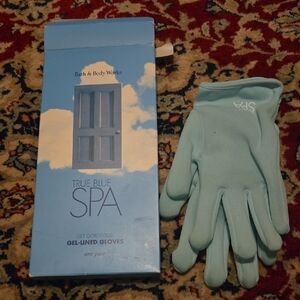 Bath & Body Works True Blue Spa Gel-Lined Gloves - Light Blue